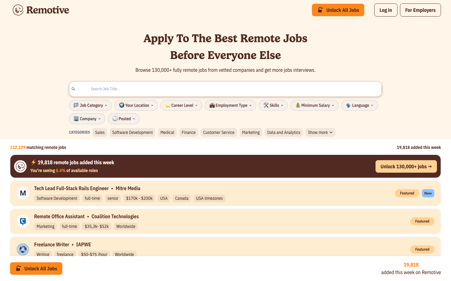 Remotive-Startseite mit 132.229 Remote-Jobs und Filtern für Standort und Gehalt.